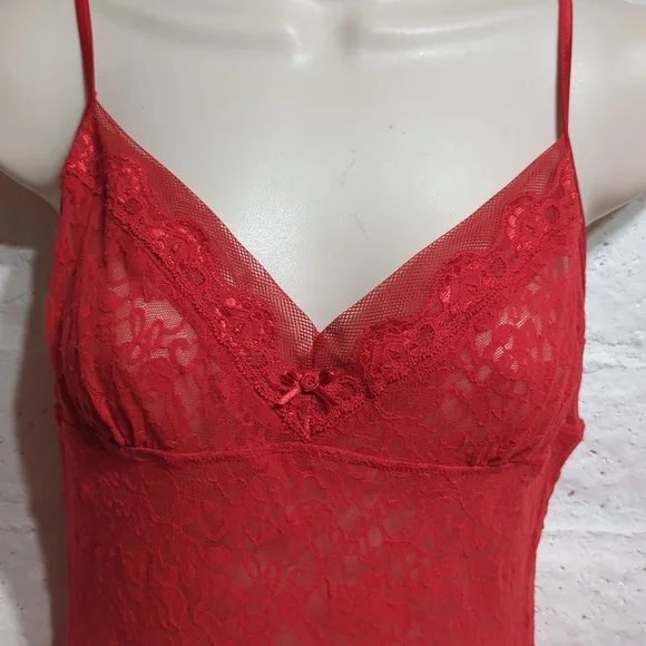 Victoria's Secret The Lacie Slip RED 🌹 - Picture 2 of 5